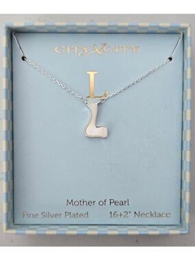 New City By City Jewelry Necklace Silver Chain 3D Mother Of Pearl Letter L NWT